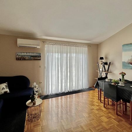 Sukošan Apartments Tino & Leon מראה חיצוני תמונה