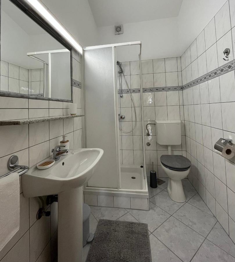 Sukošan Apartments Tino & Leon מראה חיצוני תמונה