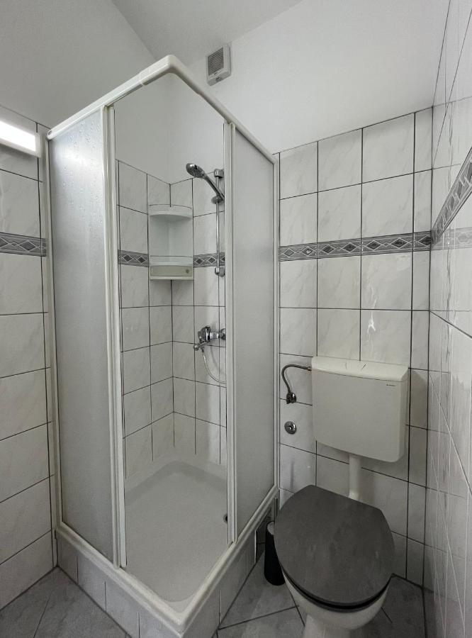 Sukošan Apartments Tino & Leon מראה חיצוני תמונה