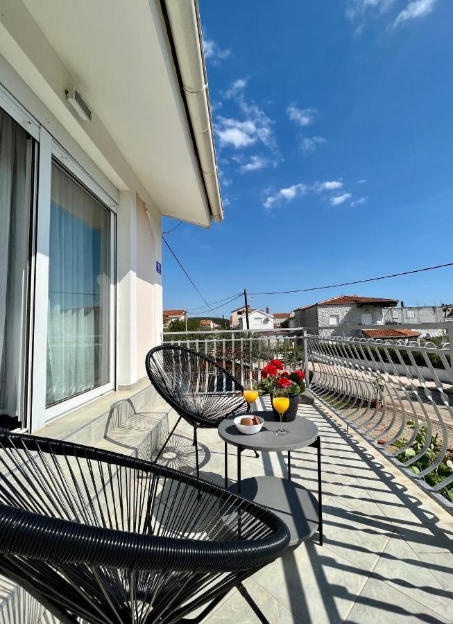 Sukošan Apartments Tino & Leon מראה חיצוני תמונה