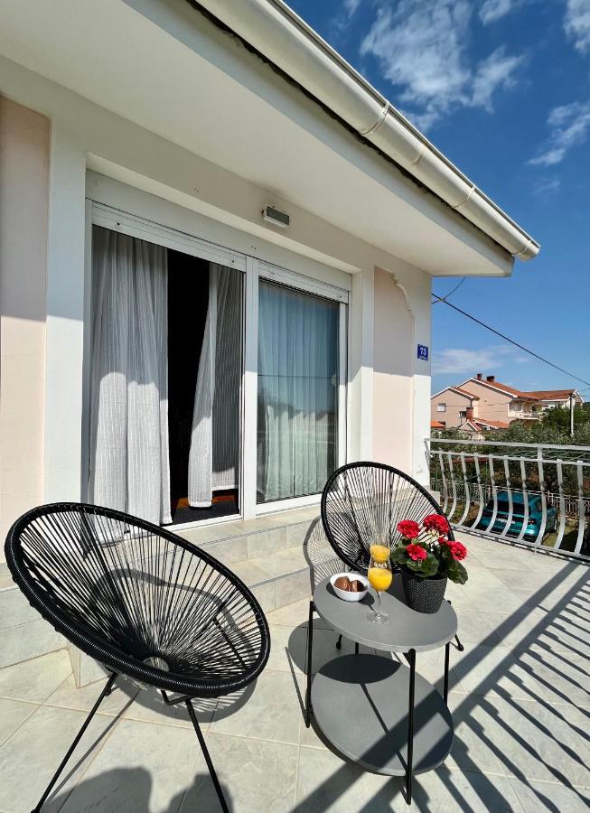 Sukošan Apartments Tino & Leon מראה חיצוני תמונה