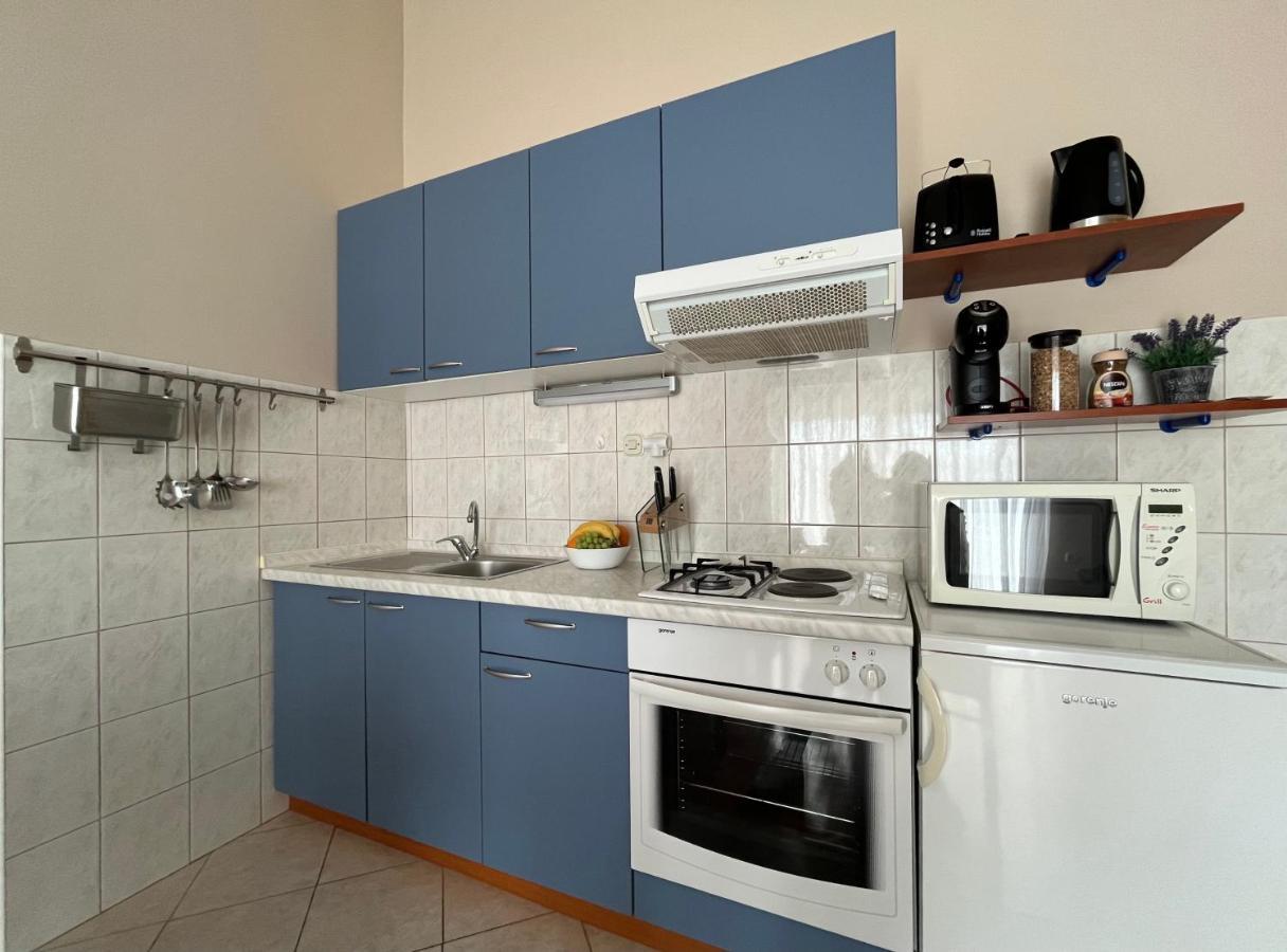 Sukošan Apartments Tino & Leon מראה חיצוני תמונה