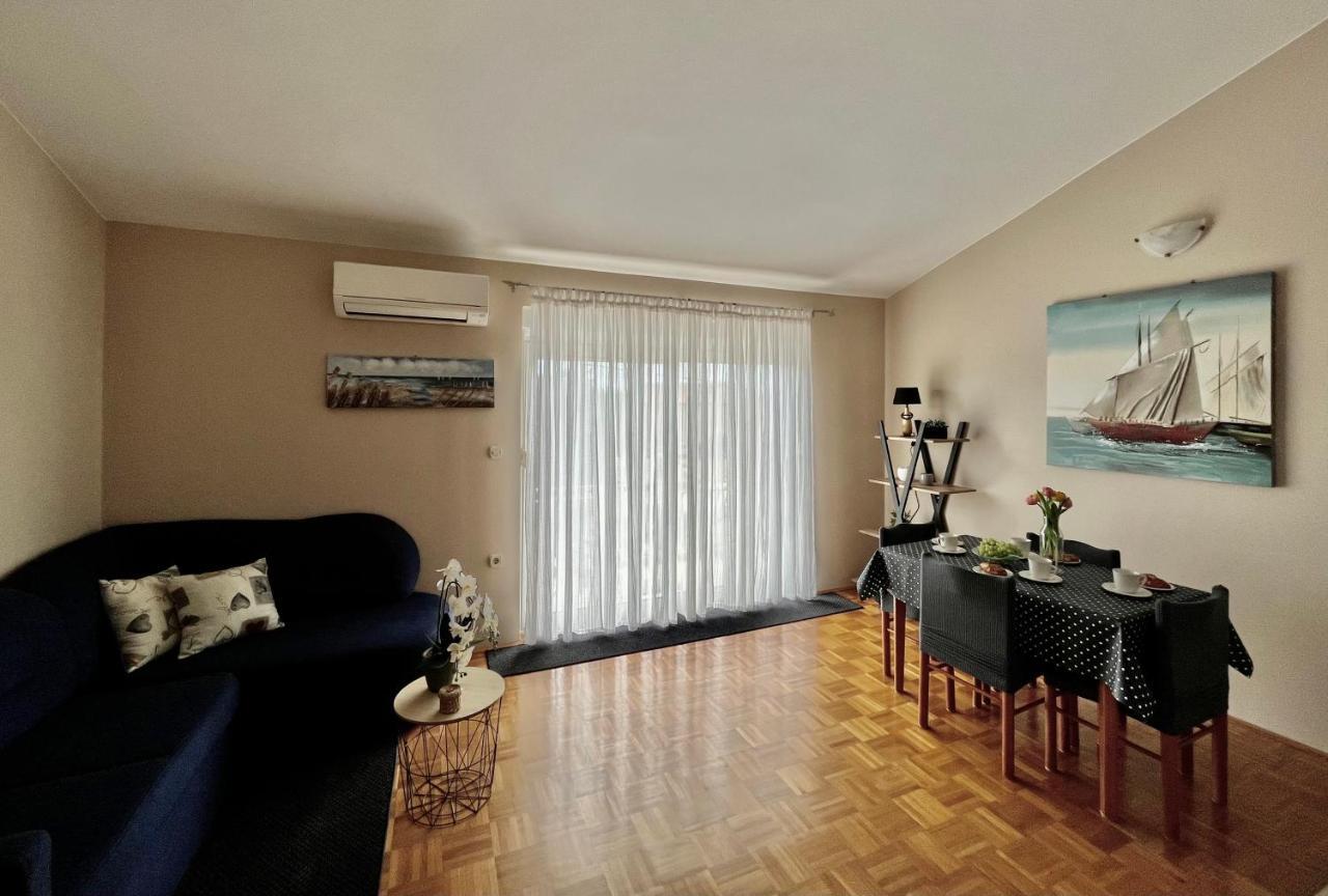 Sukošan Apartments Tino & Leon מראה חיצוני תמונה