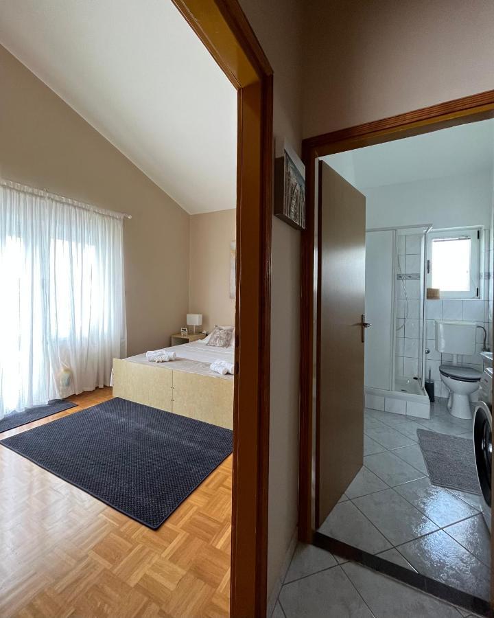 Sukošan Apartments Tino & Leon מראה חיצוני תמונה